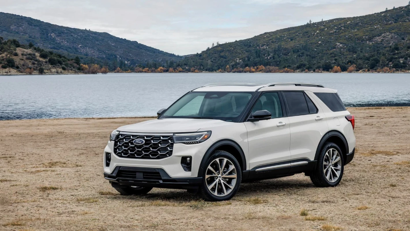 Find Trusted Support Through a Ford Dealer Nearby